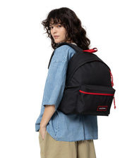 حقيبة الظهر Padded Pak'r من EASTPAK - باللون الأحمر القرمزي المتباين