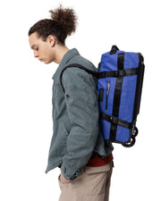 حقيبة دفل من EASTPAK - حقيبة دفل بعجلات S لون أزرق تارب
