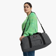 EASTPACK Stand - ستاند + جينز أسود